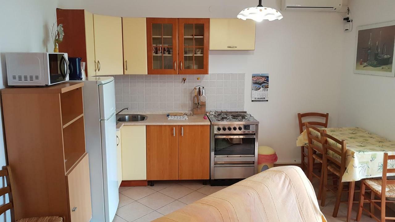 Apartments Andelina Đảo Pag Ngoại thất bức ảnh