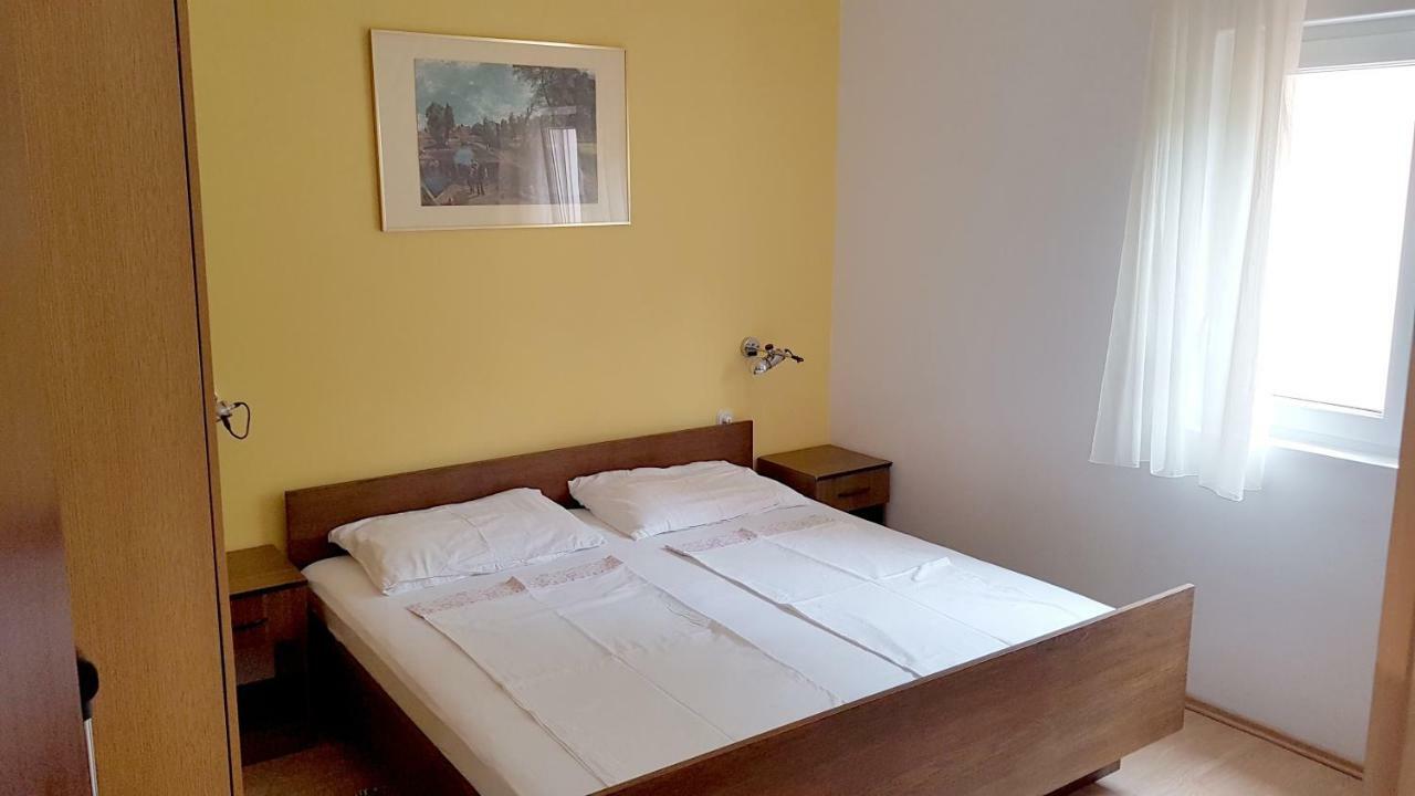 Apartments Andelina Đảo Pag Ngoại thất bức ảnh