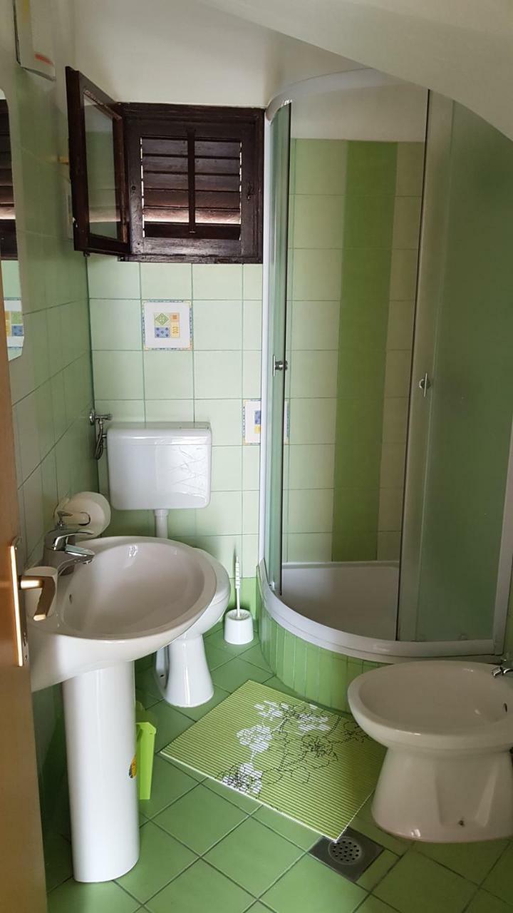 Apartments Andelina Đảo Pag Ngoại thất bức ảnh